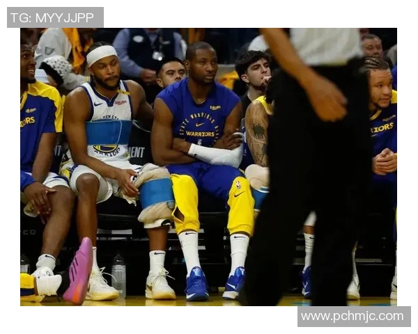 2015年NBA季后赛勇士与火箭的激烈对决回顾与精彩瞬间分析